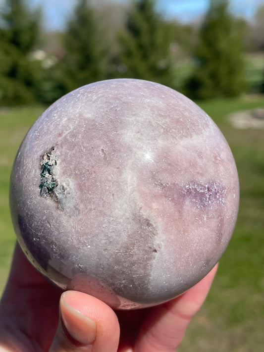 Pink Amethyst Sphere: Radiant crystal ball with delicate pink tones