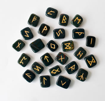 Bloodstone Rune Set (Protection and Strength)