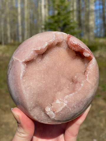 Pink Amethyst Sphere: Radiant crystal ball with delicate pink tones