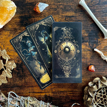 Obsidian Veil Oracle Deck