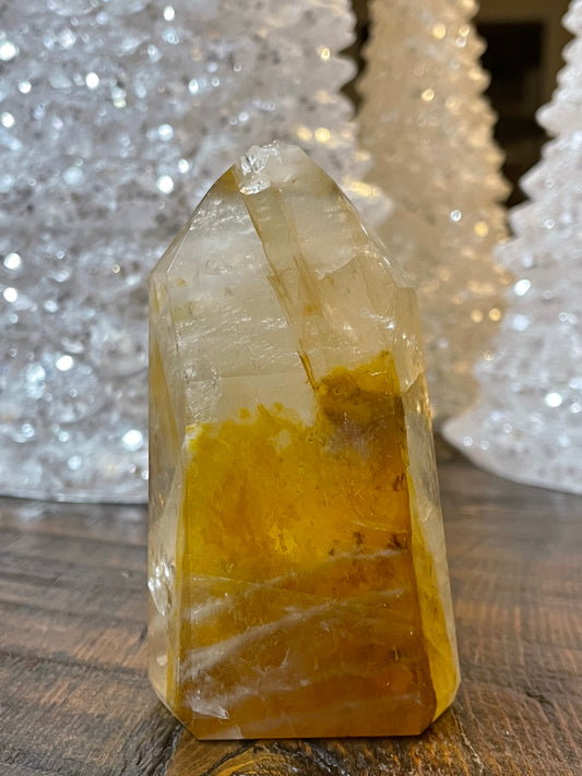 Exquisite Golden Healer Quartz of fine quality, emanating warmth and clarity in a pristine crystal specimen.